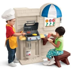 Little Tikes Inside and Outside Kitchen