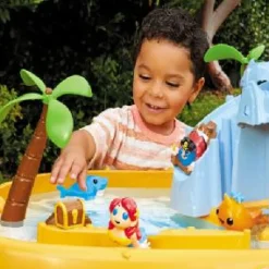 Little Tikes Island Wavemaker Water Table