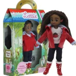 Lottie Wildlife Photographer Mia Doll
