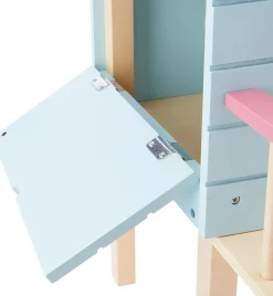 Lottie Wooden Tree House Dolls and Fairy House